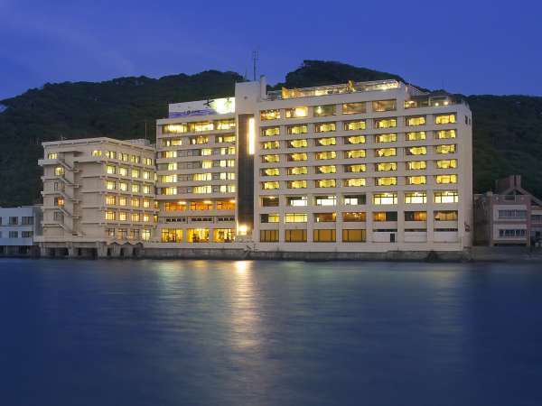 【外観】一面に広がる太平洋を眺めながらご滞在をお楽しみください